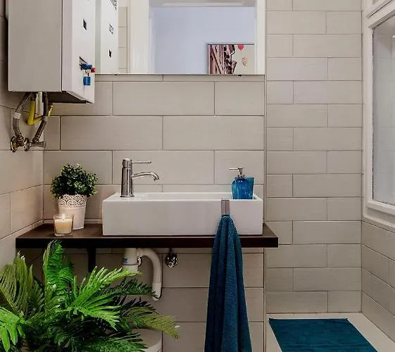 Cozy 2 Bedroom In Terez Boulevard. Apartmán *